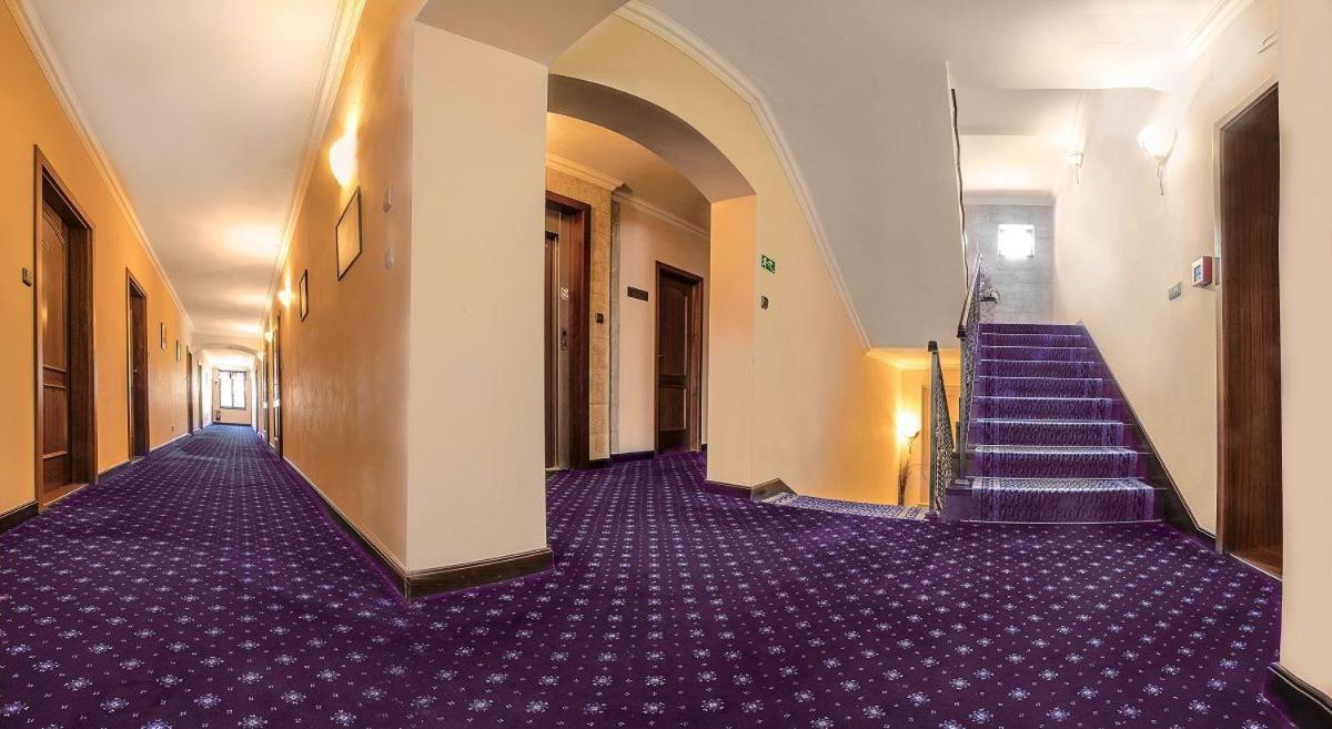 Hotel Buchlovice Exteriör bild